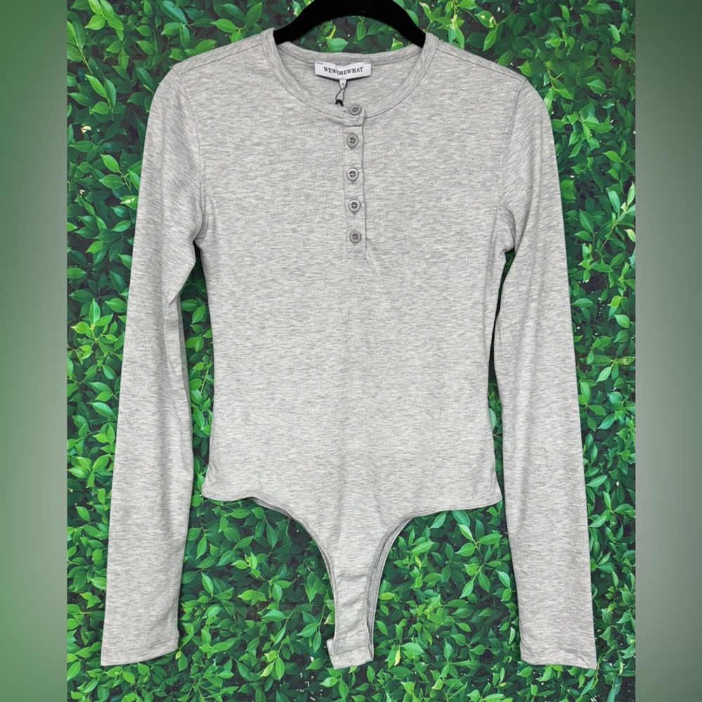 WeWoreWhat Revolve Heather Grey Ribbed Crew
Neck Henley Bodysuit Size Small